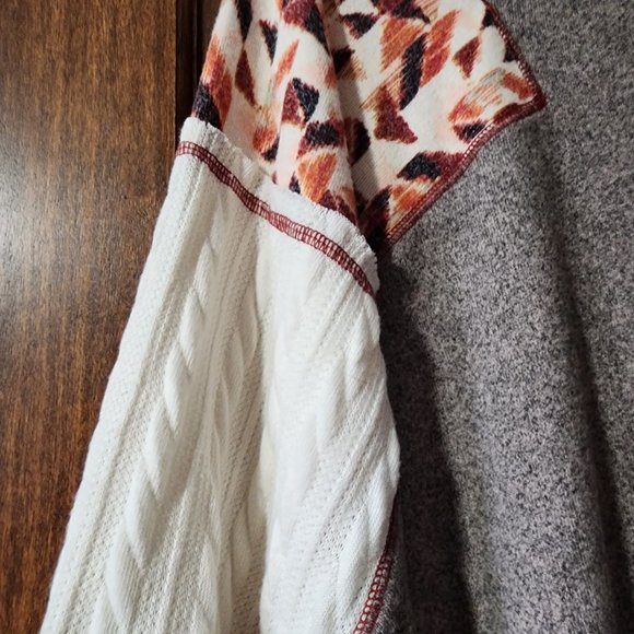 Plus Size Patchwork Sleeve Mixer Tee - Picture 7 of 7